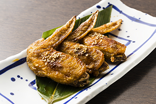 鶏の唐揚げ 手羽先タレ味